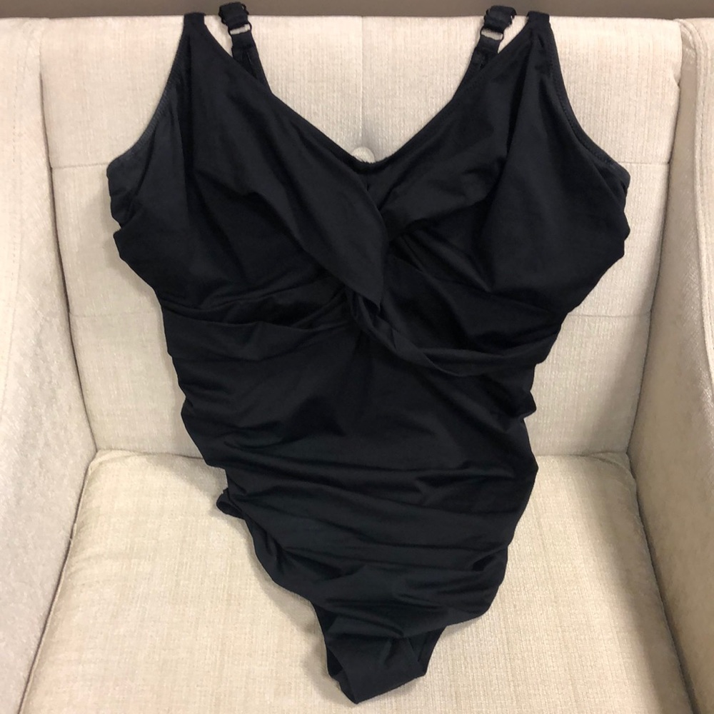 Ladies bathing suit, Sz. M
